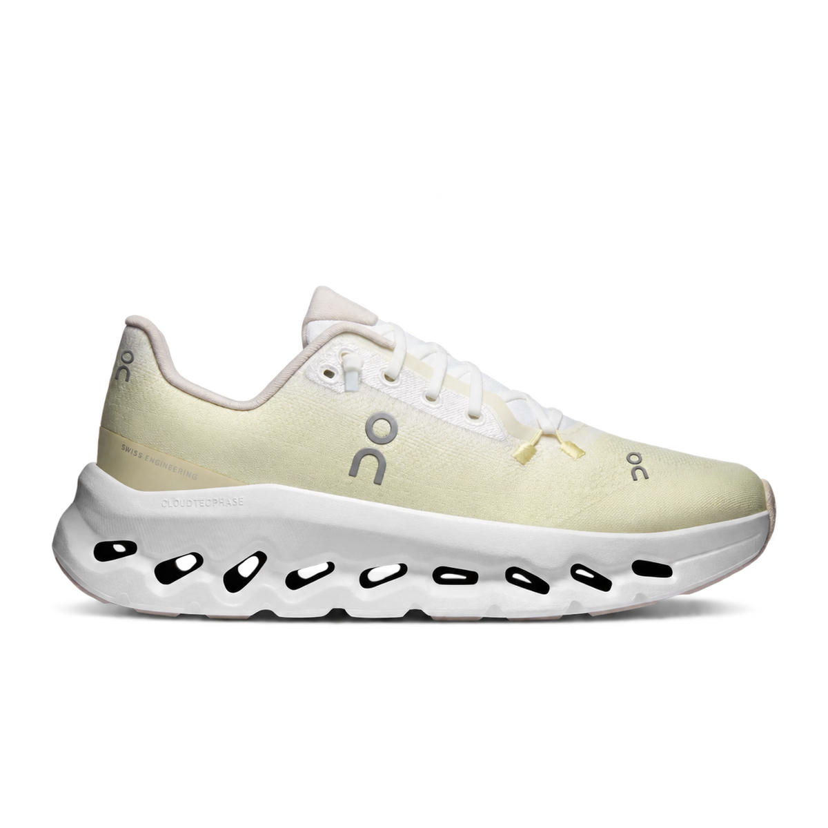 Cloudtilt Women in White / Bran