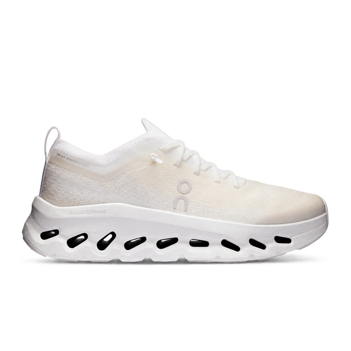 Cloudtilt Moon Women in White / Frost